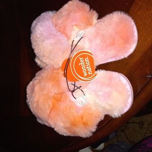 ❤ FINAL REDUCTION FLUFFY SOFT GIRLS SLIPPERS
